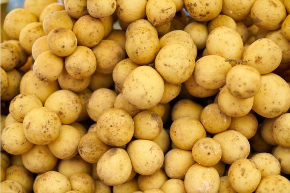 https://pequenutricion.com/pure-de-papas/ - Learn the Recipe for Mashed Potatoes.