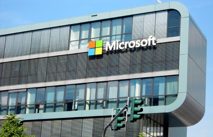 MS Outlook - pii_email_4684c99ee3e2d18018fe