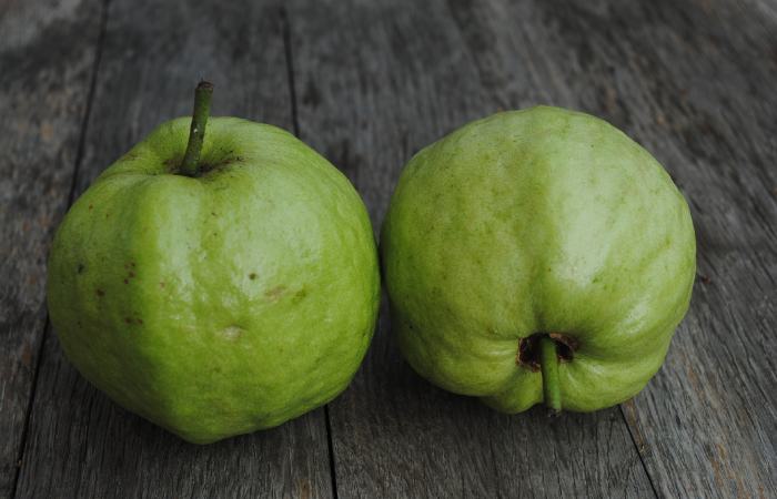 wellhealthorganic.com:12-effective-weight-lose-tips-without-dieting