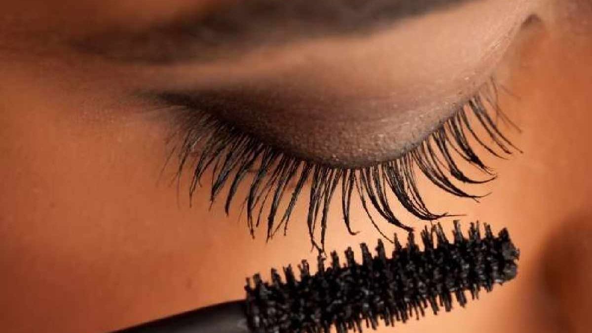 Telescopic Mascara – Introduction, Telescopic Lengthening Mascara, and More