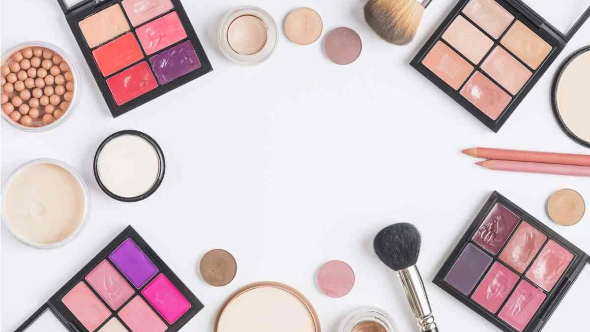 Bridal Makeup Kit – Must Haves Bridal Makeup Kit Essentials